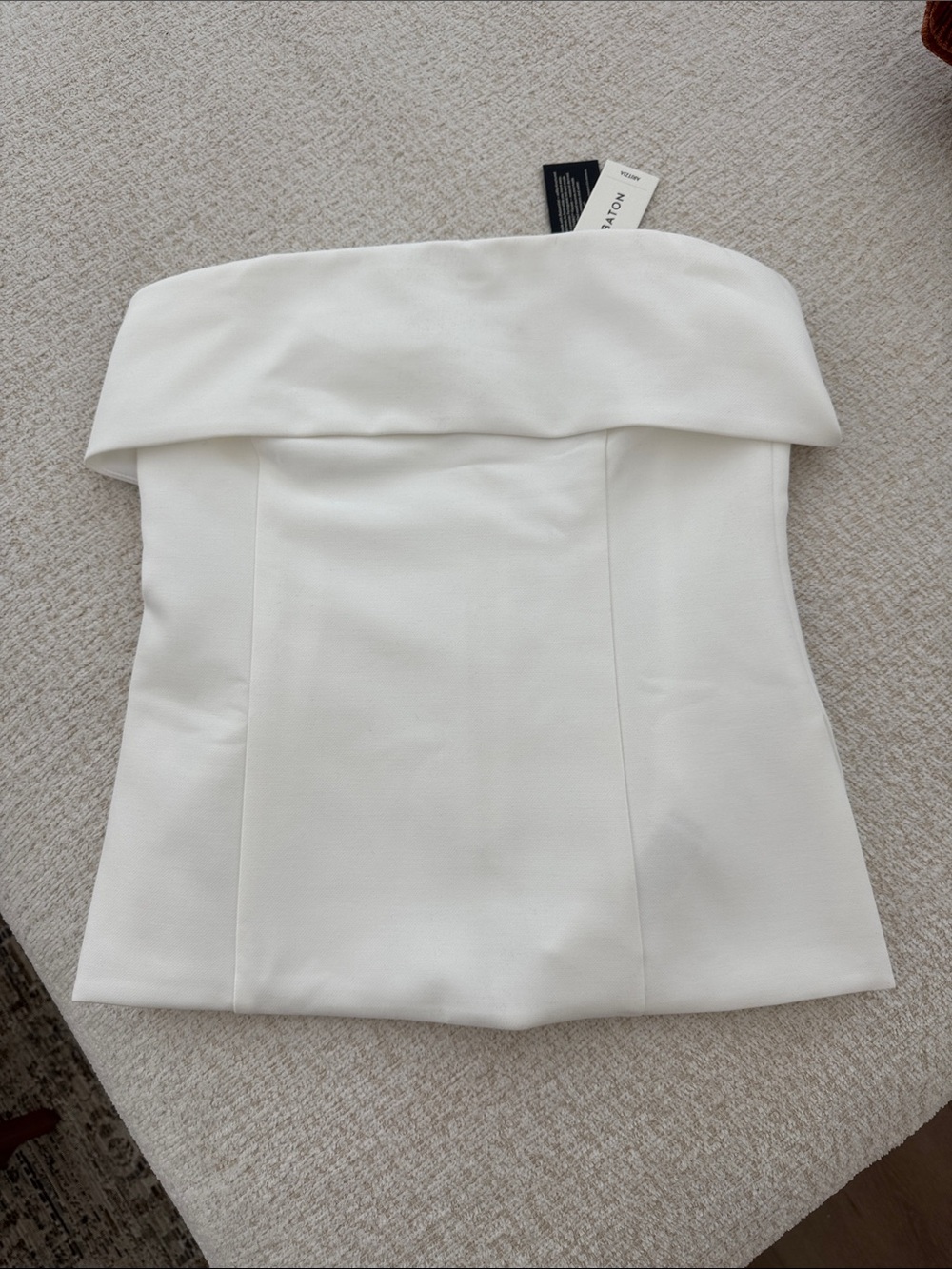 ARITZIA Babaton white strapless top